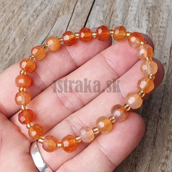 naramok-z-mineralu-karneol-svetly-rondelky-6x8mm-bruseny-oranzovy-zlty-s-rokajlom-elastic